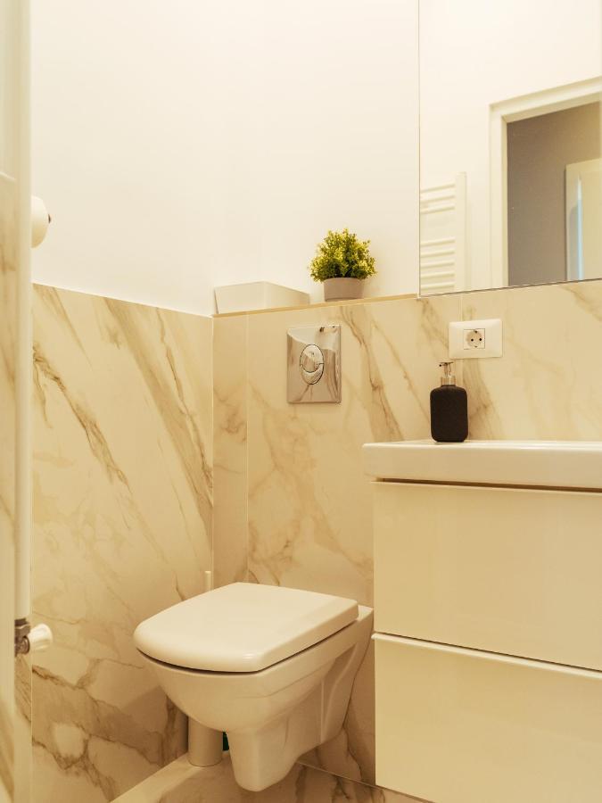 Beautiful Apartment - Top Location - Amazing Balcony Bucarest Exterior foto