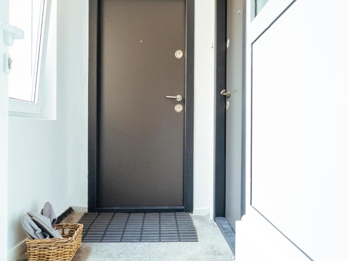 Beautiful Apartment - Top Location - Amazing Balcony Bucarest Exterior foto